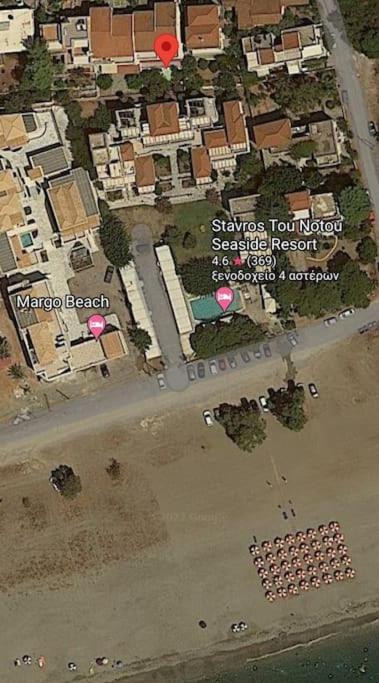 Παραλιακό Διαμέρισμα Με Αυλή Gythio Exterior foto