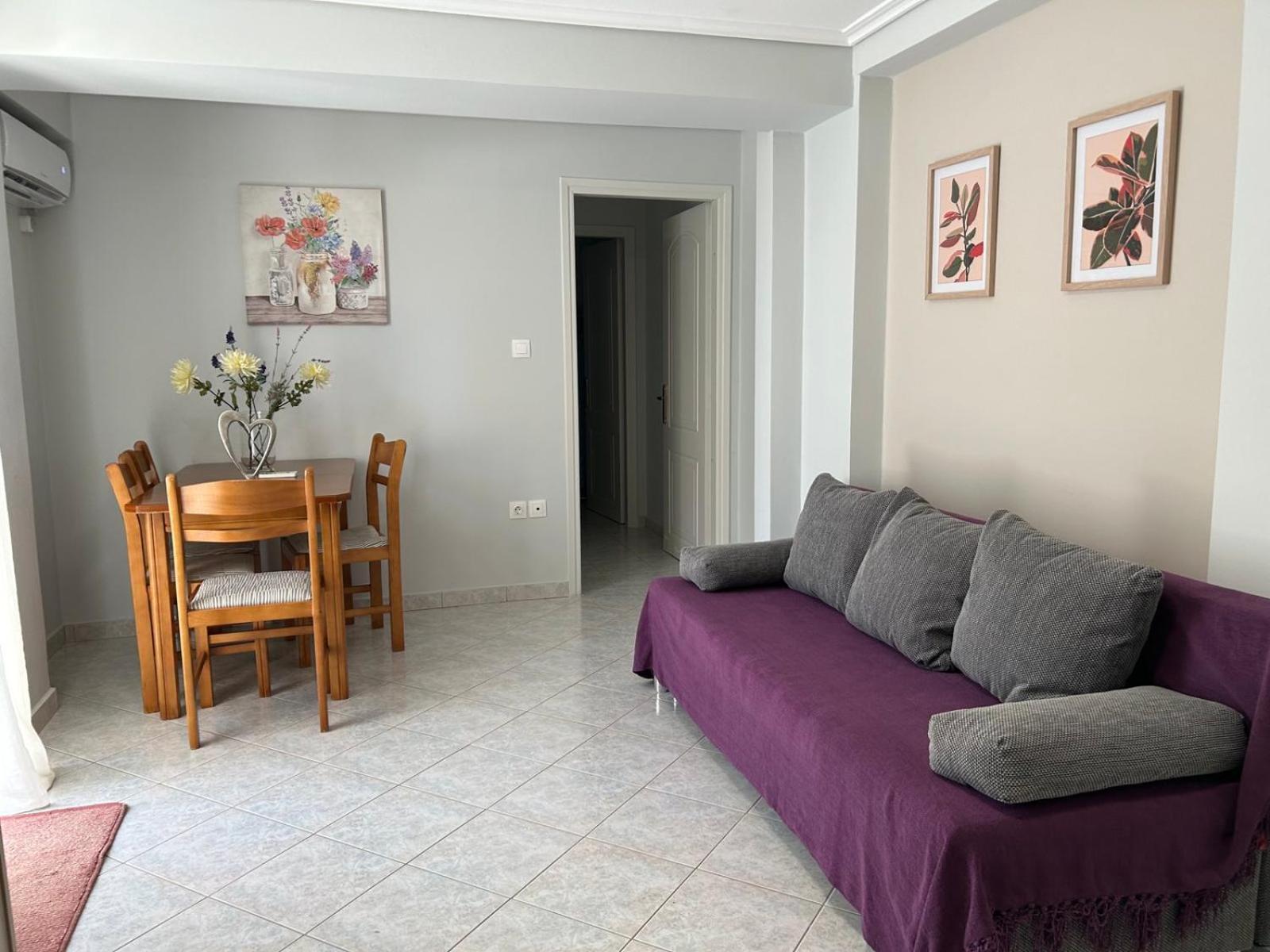 Παραλιακό Διαμέρισμα Με Αυλή Gythio Exterior foto